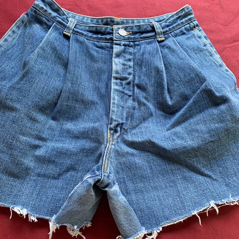 Cathy Hardwick 70s Vintage Hi Rise Blue Jean Shorts Waist 25 1/2